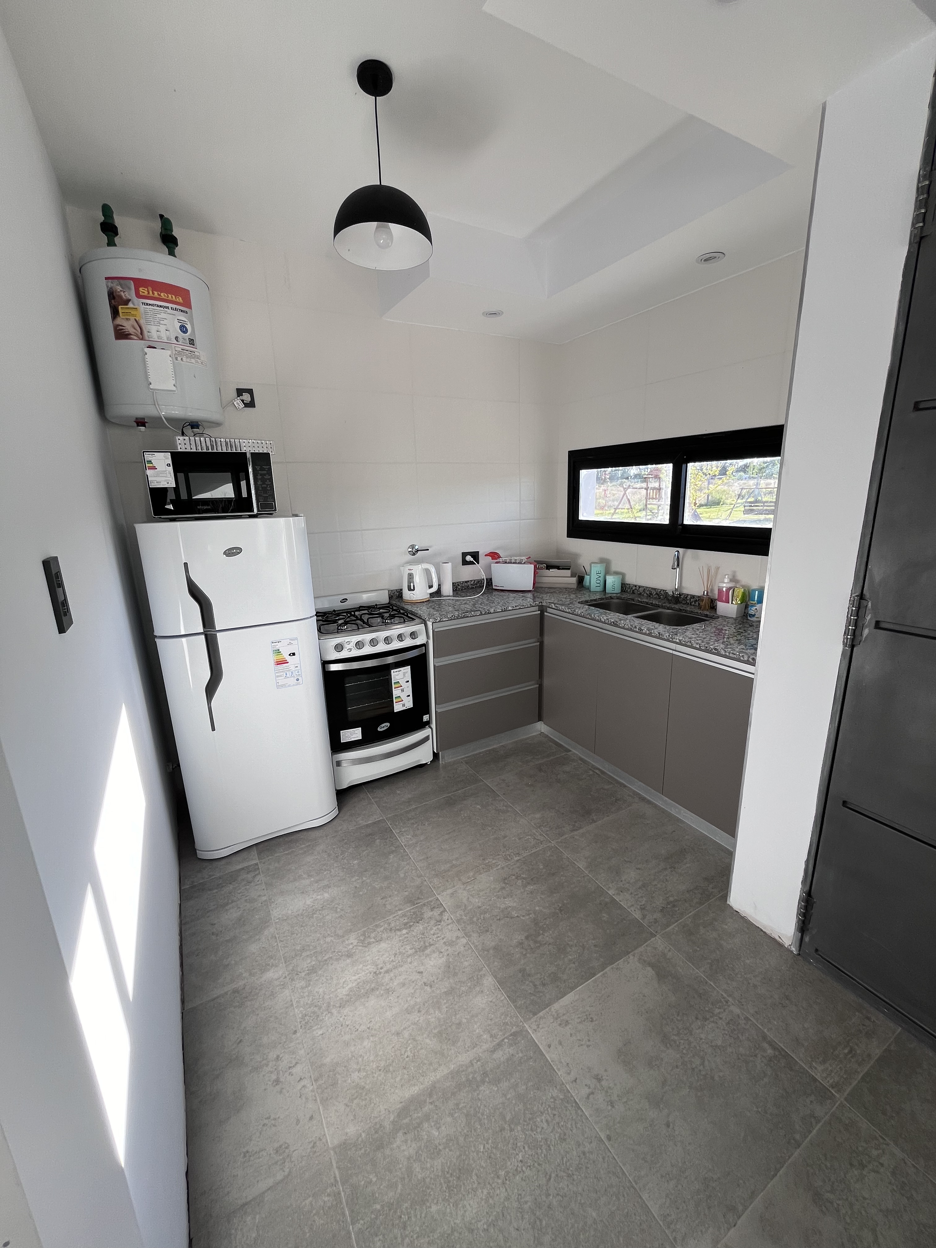 Cocina equipada cabaña 4 personas